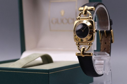 Fast neuwertig mit box gucci - mit,